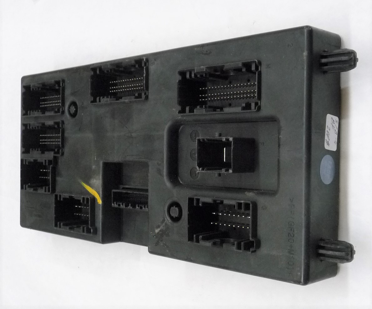 2019-2025 Land Rover Defender BCM Body Control Module M8E2-14F041-AB ...