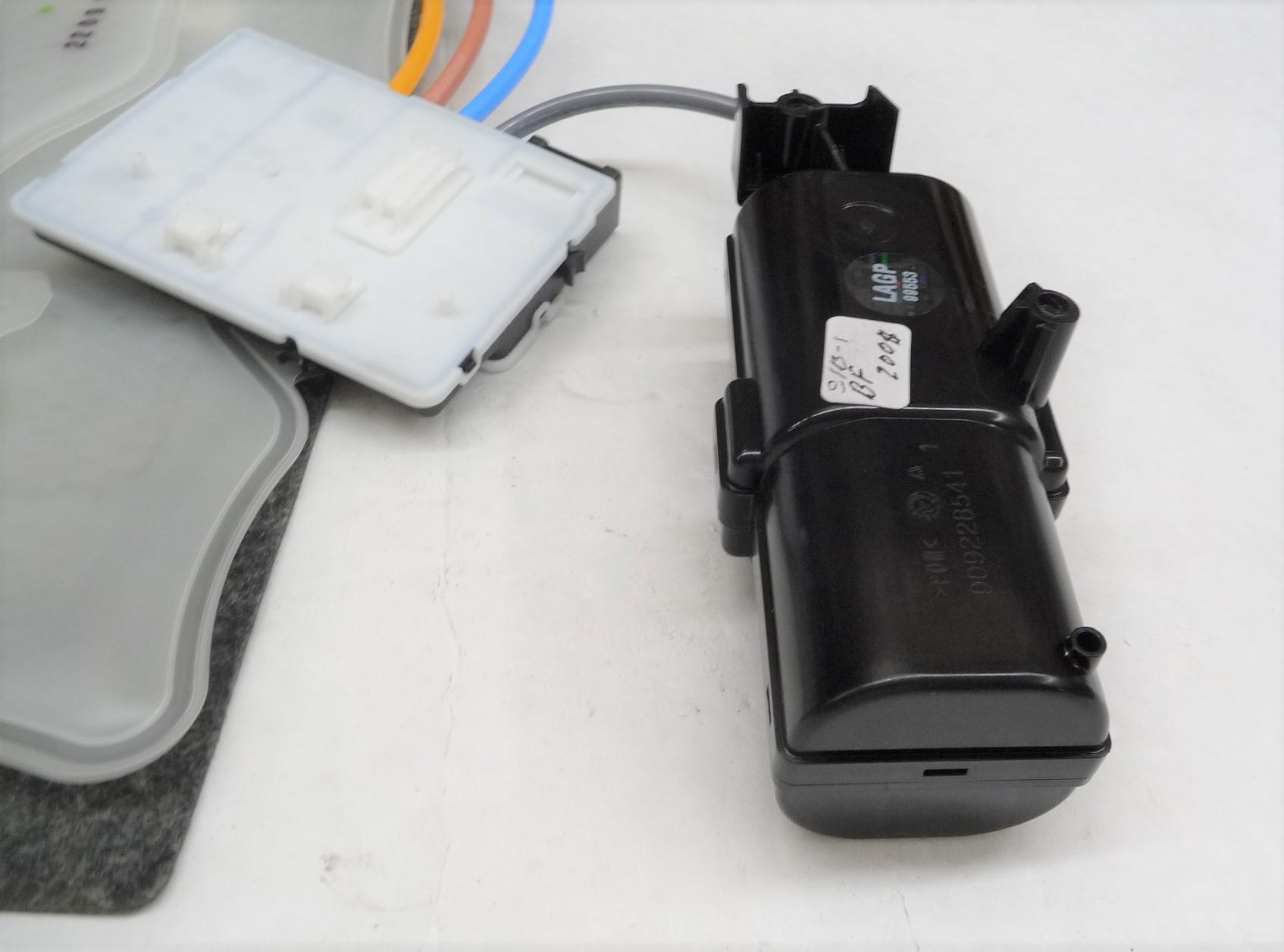 2022-2025 BMW iX Massage Mat 52105A9D044 OEM A1 | LA Global Parts