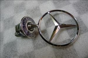 Mercedes Hood Ornament - Genuine Mercedes 2108800186