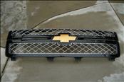 Chevrolet Chevy Front Radiator Grill Grille 22829412 OEM OE