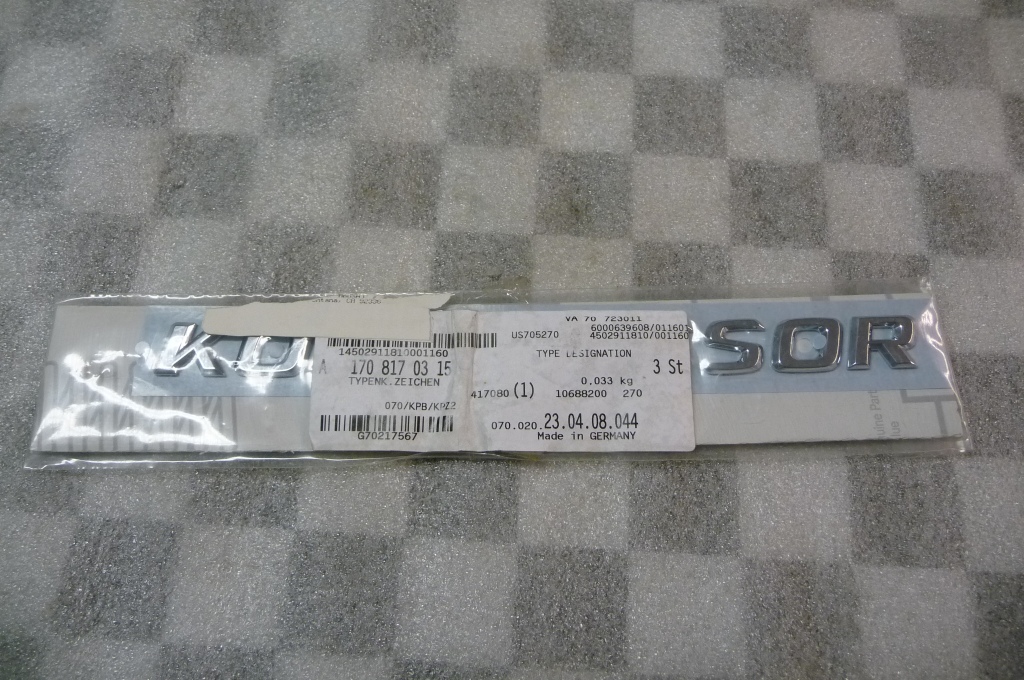 Kompressor Fender New SLK230 SLK32AMG Mercedes-Benz Genuine Front Emblem 